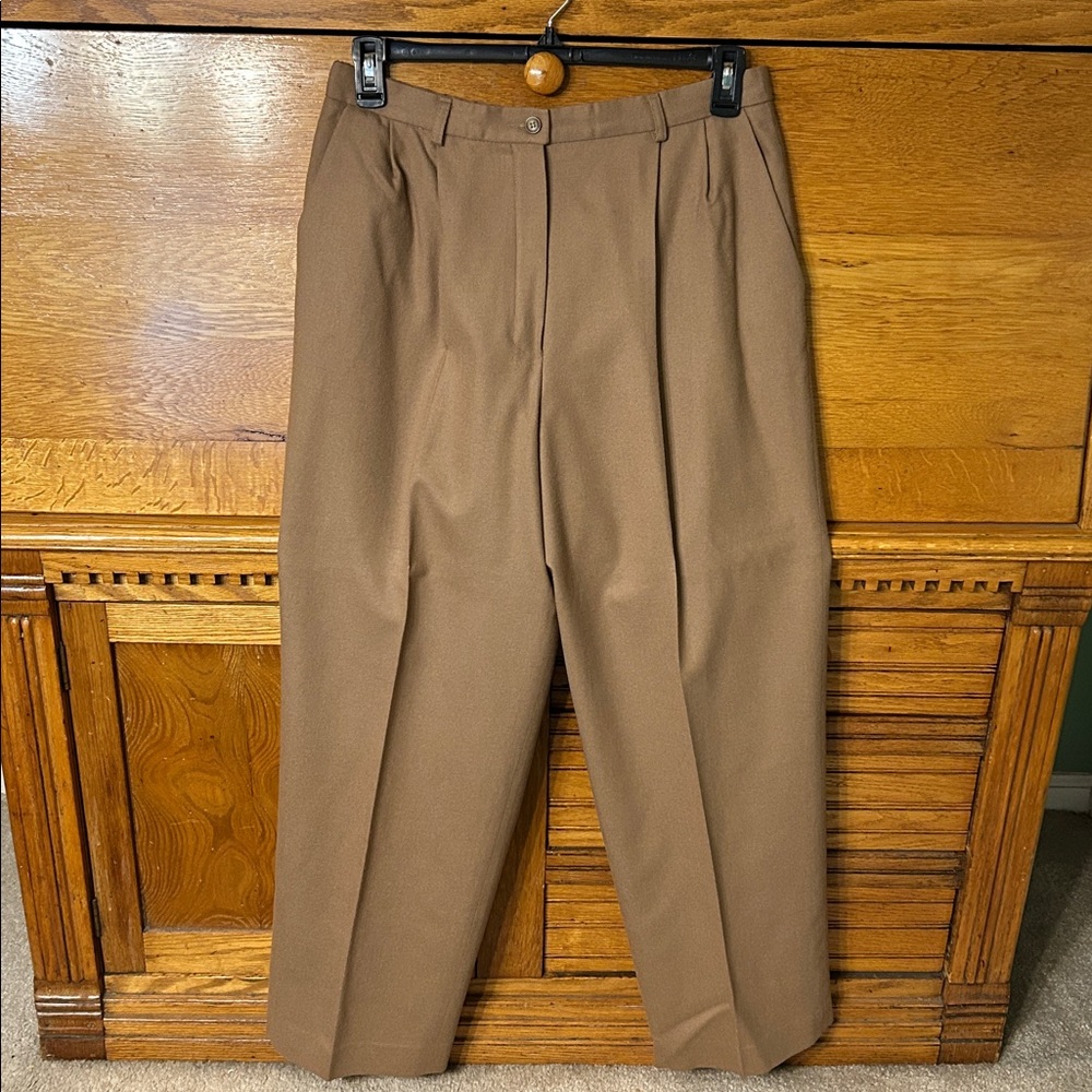 Pendleton Tan 100% Virgin Wool Pleated Trouser Dr… - image 1